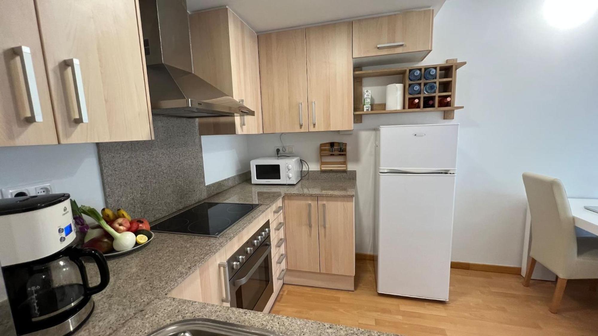Bonito Apartamento Con Parking Y Piscina En Roses Av-53 Exterior foto
